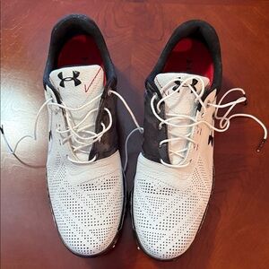 Under Armour White and Black Golf Shoes